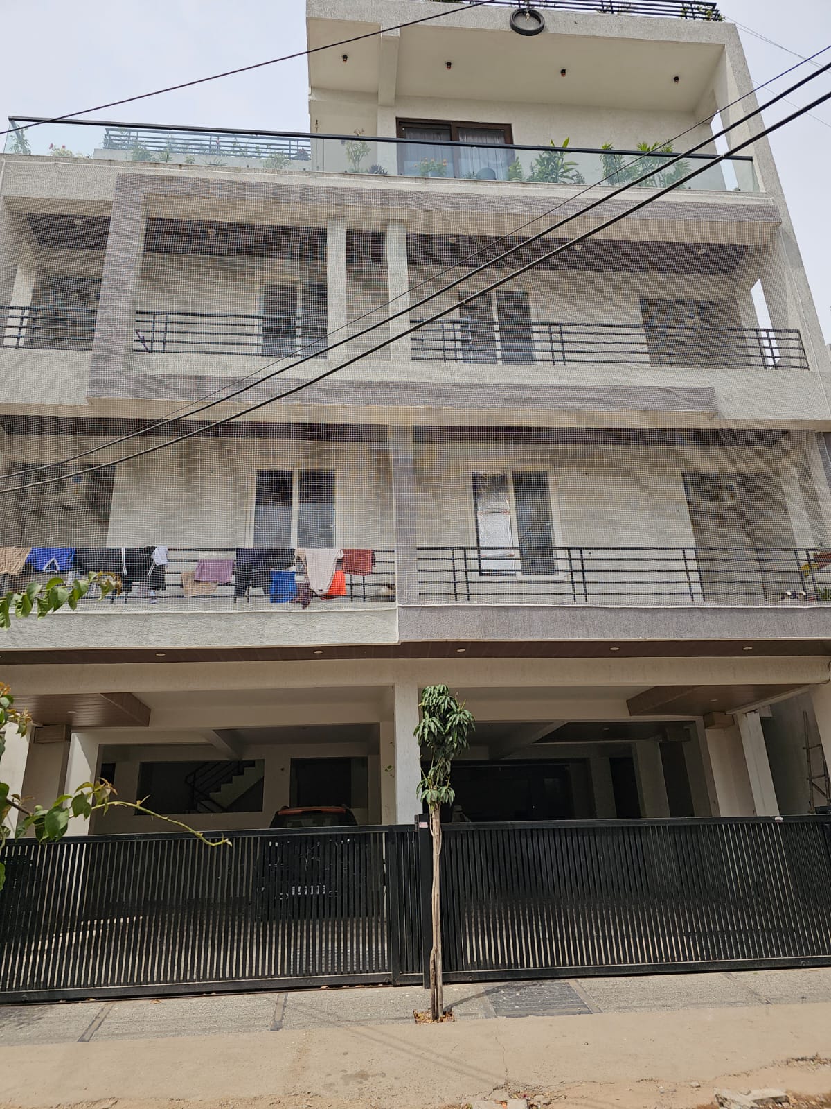 Balcony net installation 1